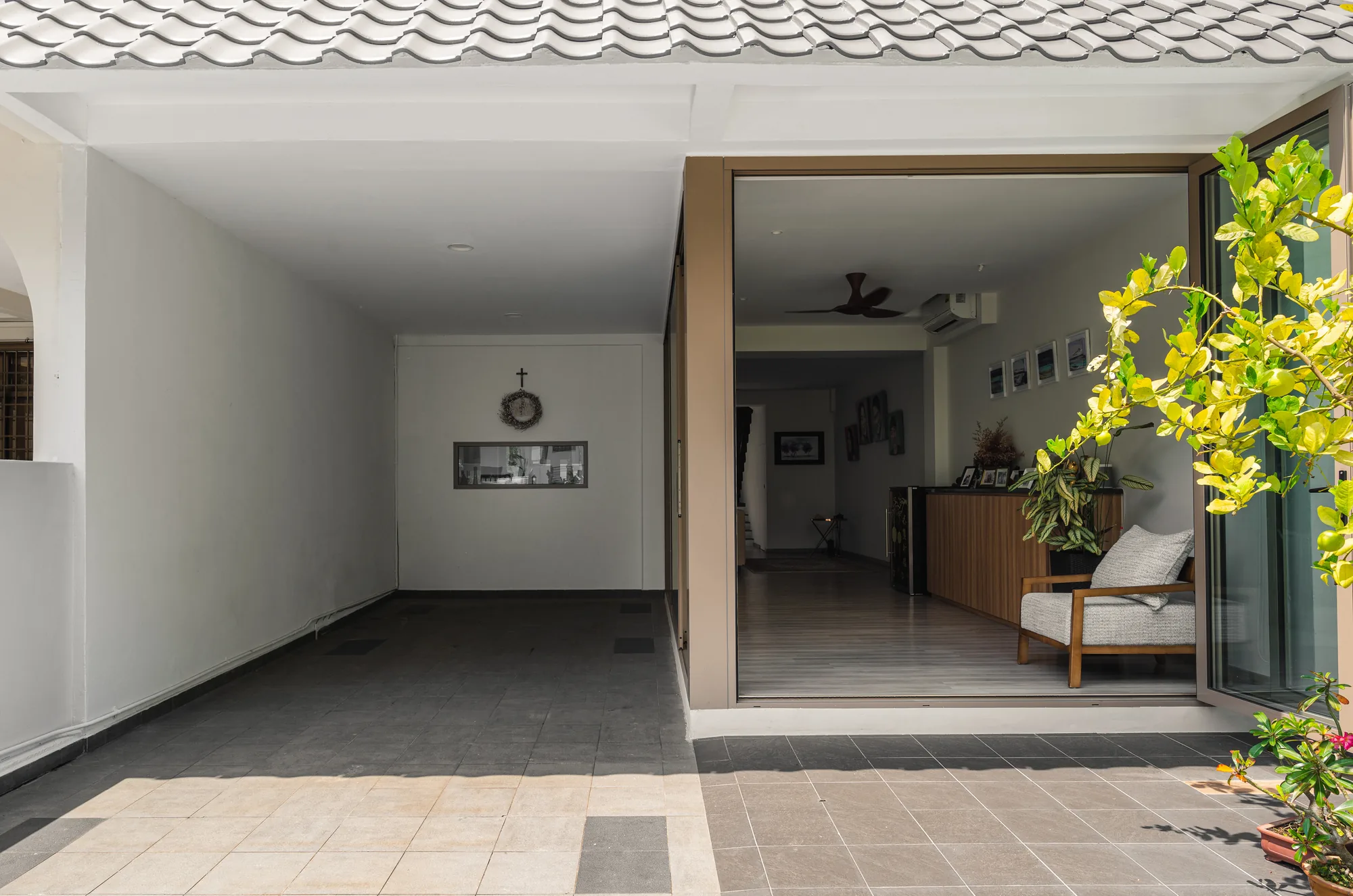 Florence Road landed renovation in Kovan, Singapore, photograph 30 of 33