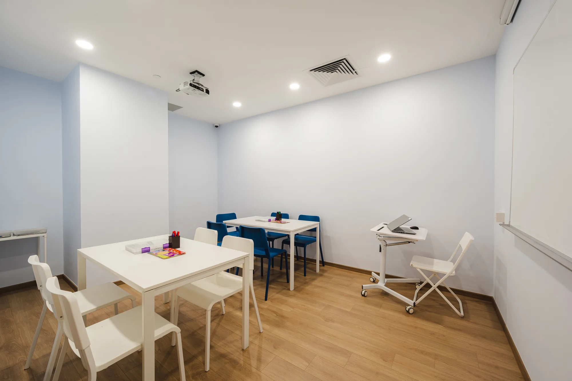 Jan & Elly commercial interior in Woodleigh, Singapore, photograph 8 of 8