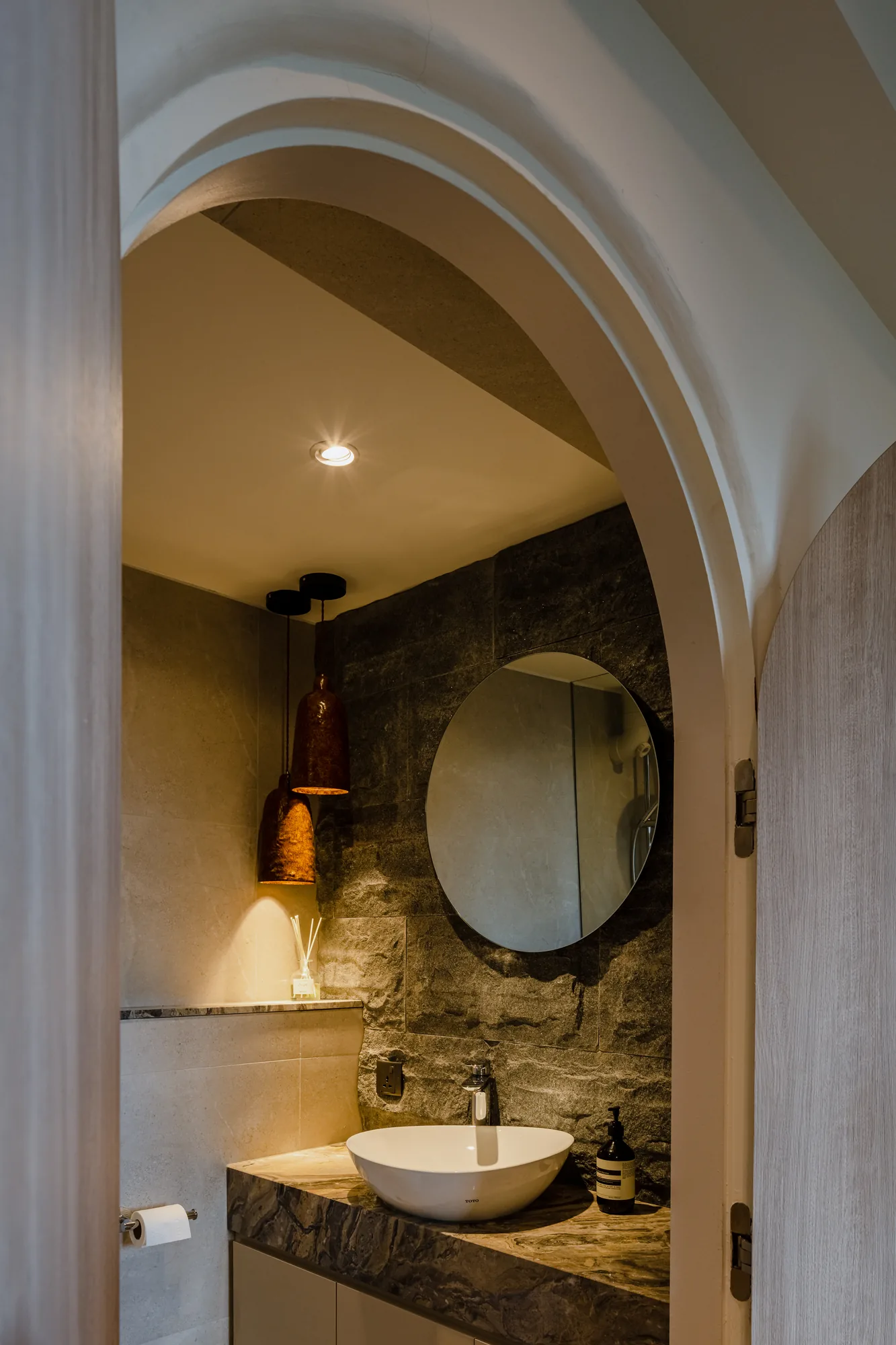 Kim Tian Road hdb renovation in Tiong Bahru, Singapore, photograph 32 of 38
