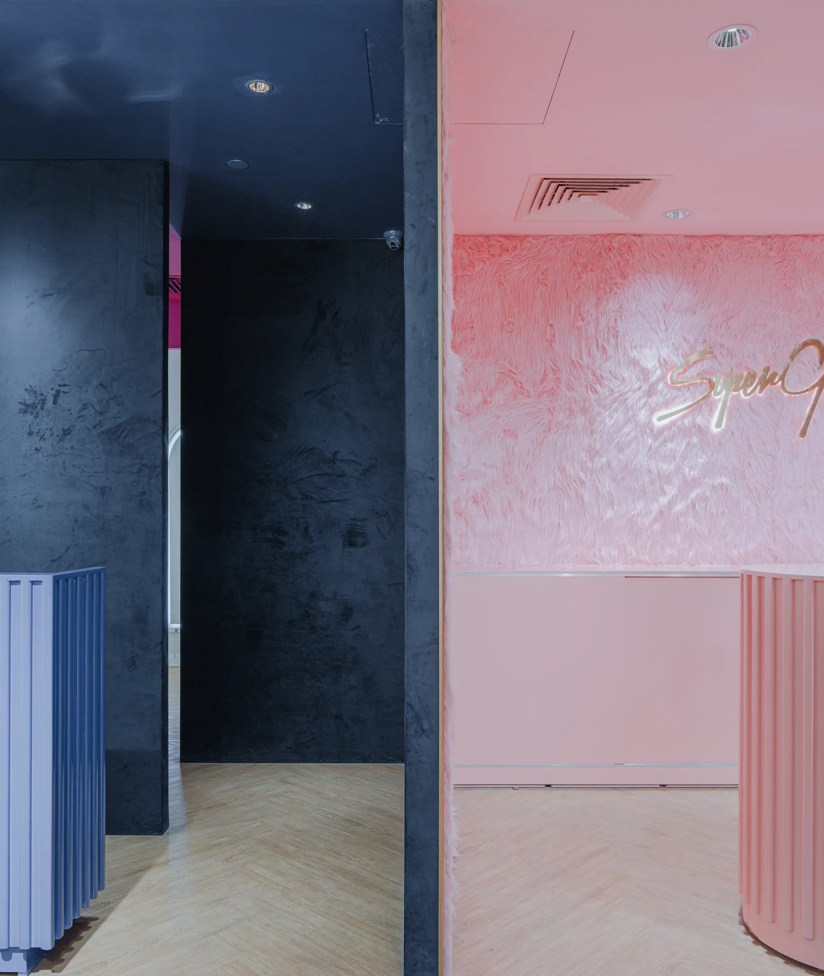 SuperGurl retail interior in Plaza Singapura, Singapore, photograph 4 of 30
