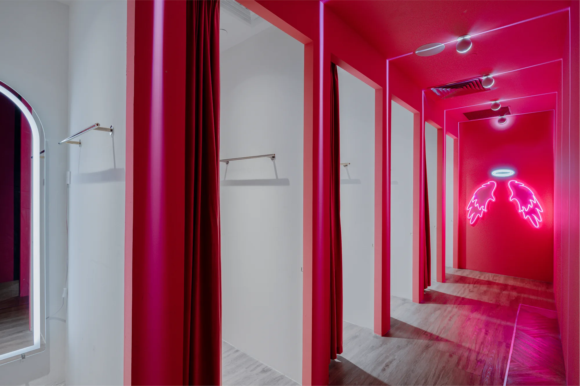 SuperGurl retail interior in Plaza Singapura, Singapore, photograph 7 of 30