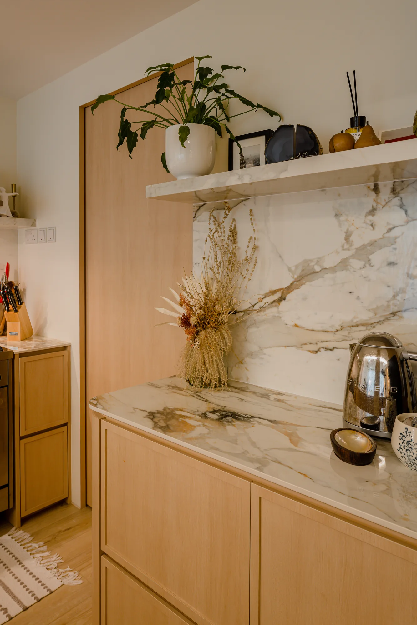 The Rainforest condominium renovation in Choa Chu Kang, Singapore, photograph 18 of 44