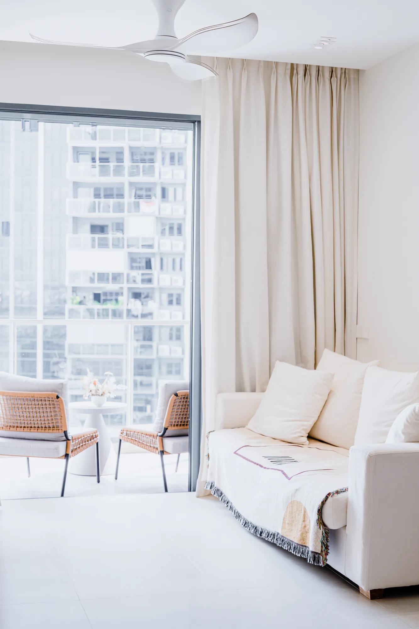 Twin Vew condominium renovation in West Coast, Singapore, photograph 18 of 20