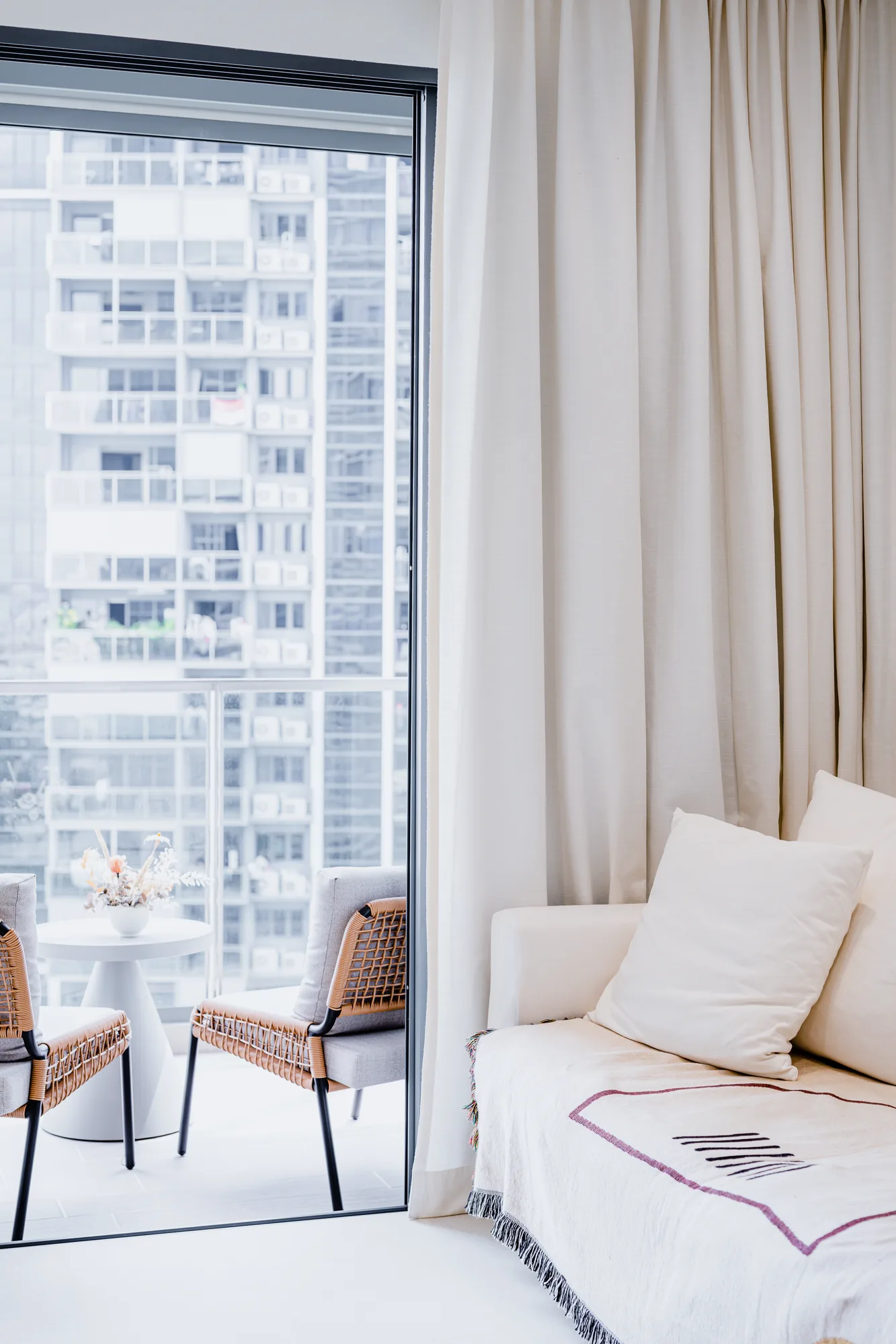 Twin Vew condominium renovation in West Coast, Singapore, photograph 19 of 20