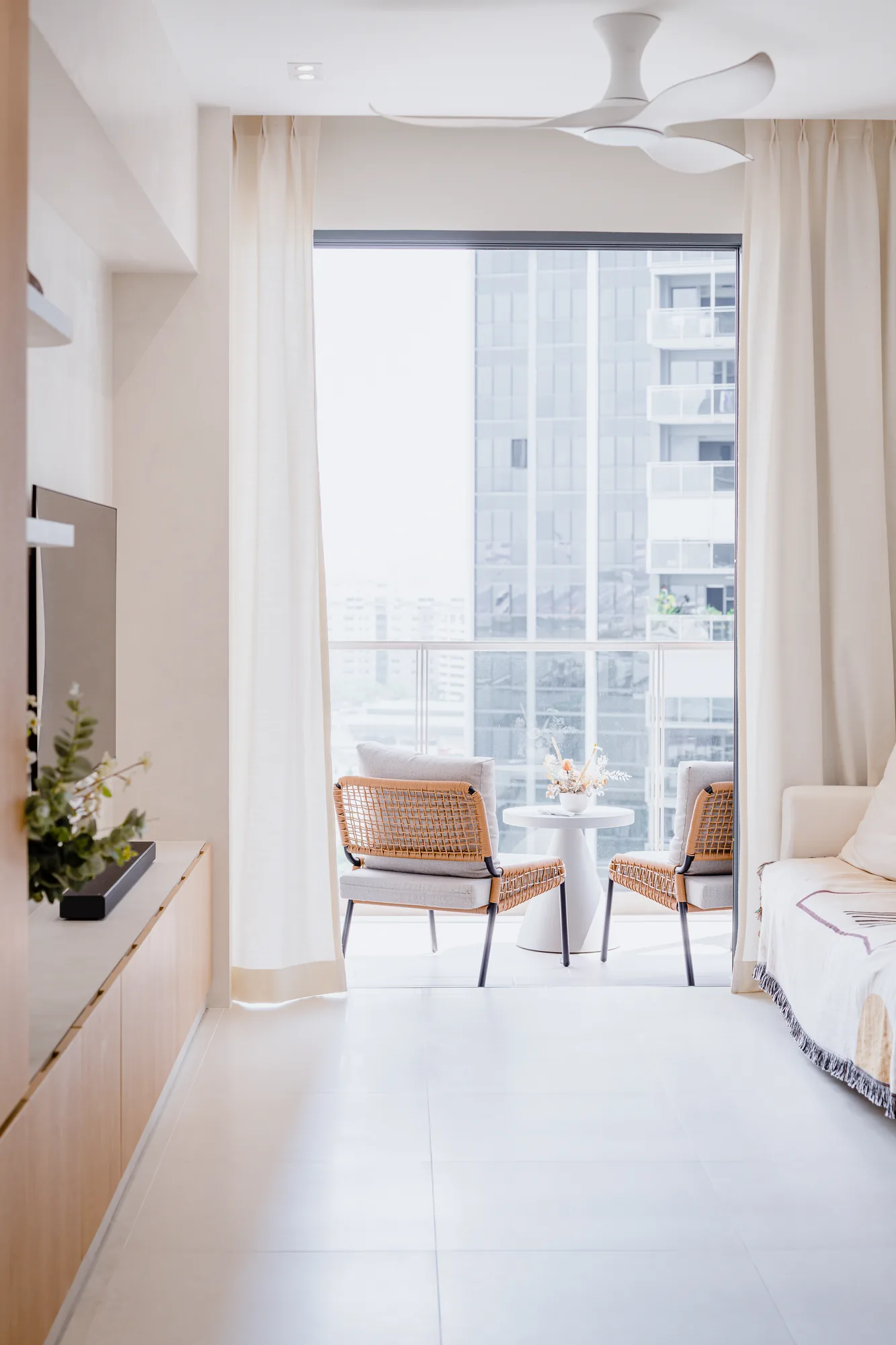 Twin Vew condominium renovation in West Coast, Singapore, photograph 20 of 20